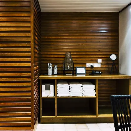 Verso Hotel 4*